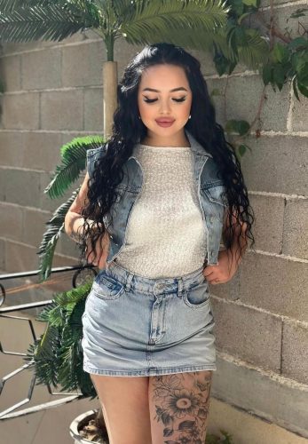 Adana Escort Damla – Tanışma ve Profesyonel Yaklaşım