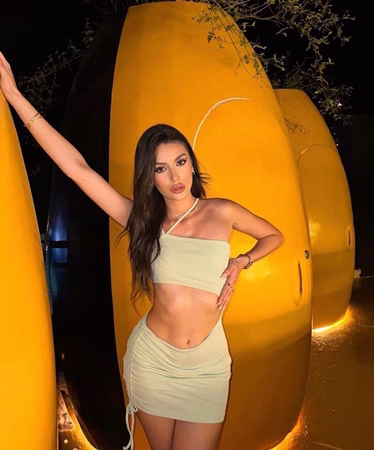 Adana Escort Vika görsel 2